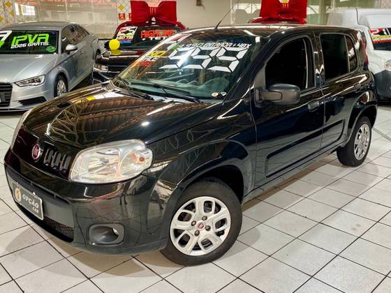 FIAT UNO 1.0 EVO VIVACE 8V FLEX 4P MANUAL FIAT UNO 1.0 EVO VIVACE 8V FLEX 4P MANUAL